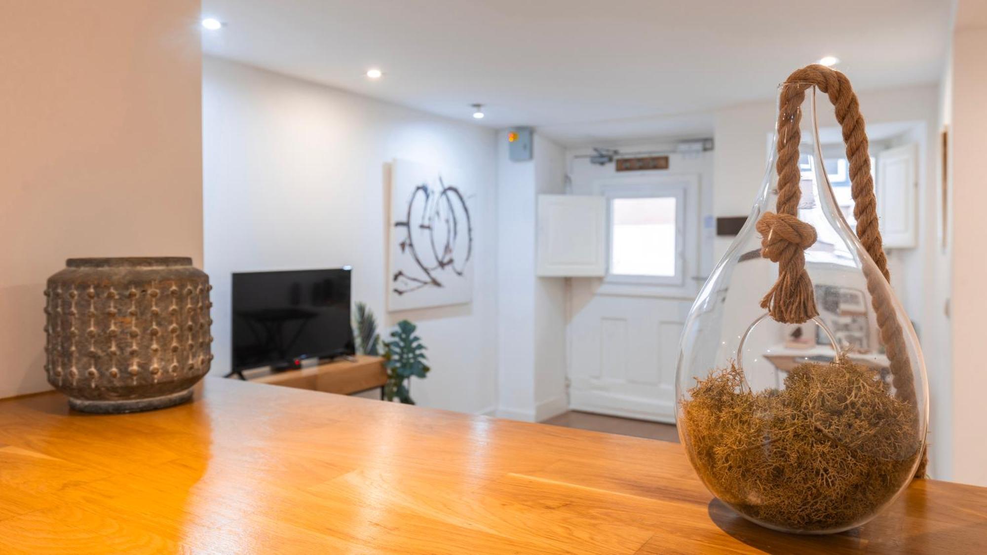 Apartment 1bdr With Terrace In Alfama Centre By Lovelystay Lisbon